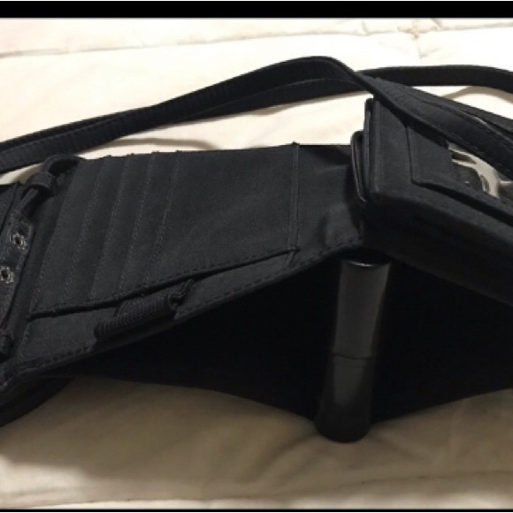 Guess Sweater Dress/Cross Body Purse - Picture 12 of 12